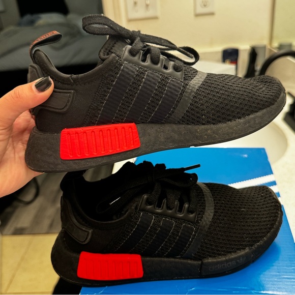 Adidas NMD Black/Red - Picture 2 of 6